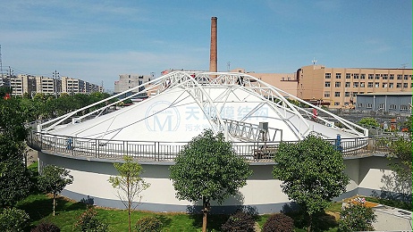 苍南临港随动式污水池反吊膜密封加盖