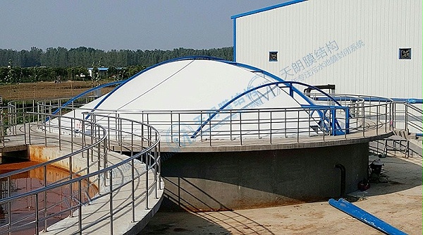 鲁抗医药随动反吊膜